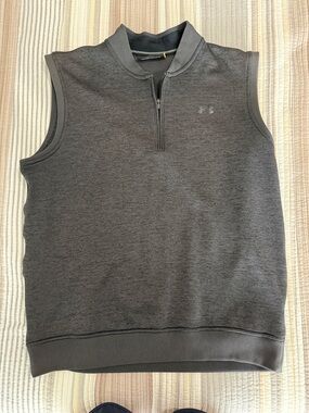 Under Armour Dark Gray Sleeveless Quarter-Zip Performance Vest